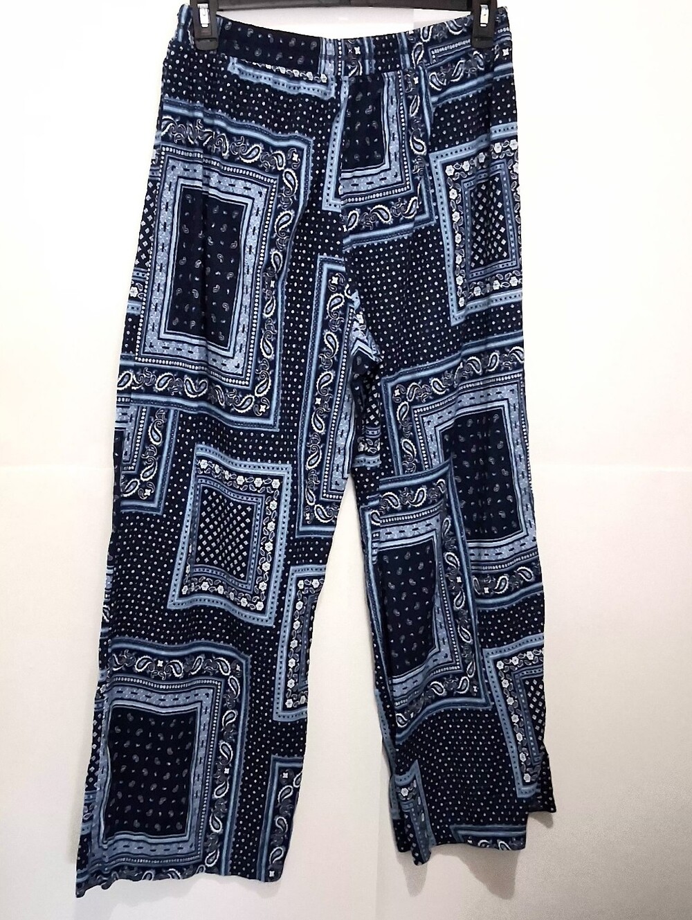 CUDDL DUDS Navy and Light Blue Bandana Print Lounge Pants Size Large